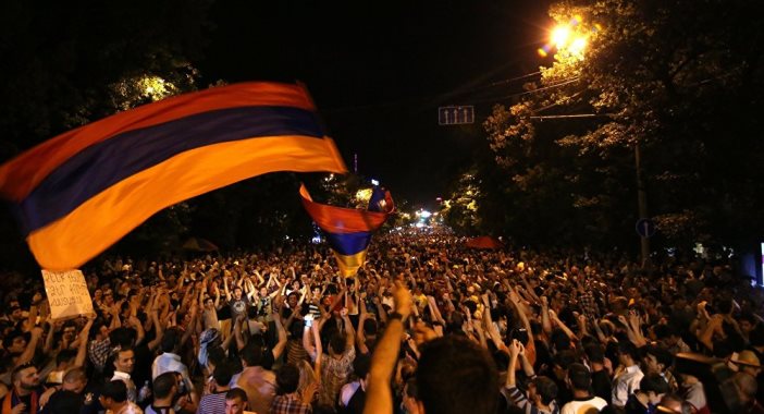 «Электрический Ереван» был одним из самых ярких событий в истории Армении - Аветик Ишханян