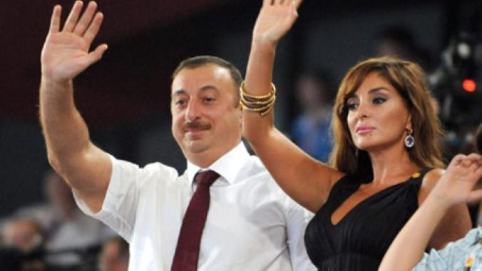 Семью Алиева заподозрили в получении прибыли на девальвации маната