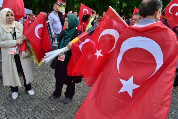 Истерика Турции стало почти что ежегодным явлением: «The New York Times»