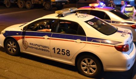 Около 50 доставленных в полицию граждан были отпущены в ночь на понедельник