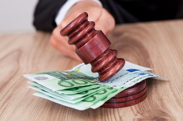 Очередная пощечина судебной системе Армении: 50 тысяч евро из карманов налогоплательщиков
