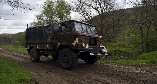В Сюниской области перевернулся армейский грузовик
