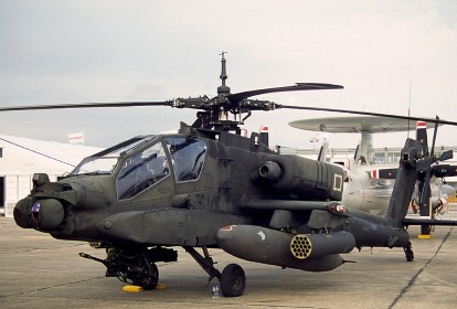 Британия потратит 2,3 млрд фунтов на закупку 50 вертолетов Apache у США