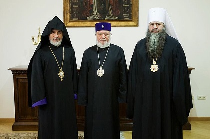 Делегация во главе с митрополитом Нижегородским и Арзамасским совершает паломничество в Святой Эчмиадзин