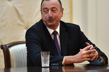 Оппозиция Азербайджана: Конституционные поправки направлены на усиление неомонархической системы
