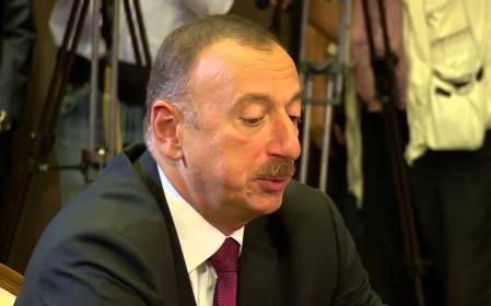 Алиев обсудил с посредниками в Варшаве карабахское урегулирование