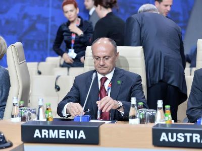 Глава Минобороны Армении участвует во встрече НАТО по Афганистану