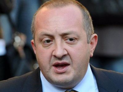 Президент Грузии заявил о попытке давления на члена его семьи