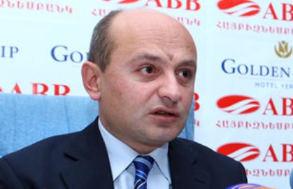 Армения не примет "самоубийственный план Лаврова" по карабахскому урегулированию - политолог