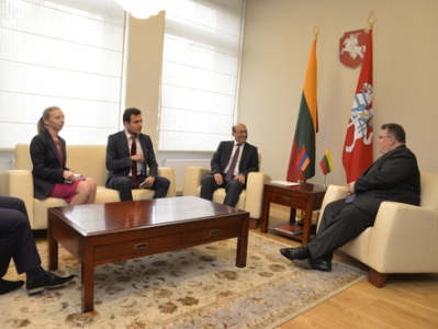 Министр: Литва содействует исключительно мирному урегулированию нагорно-карабахского конфликта