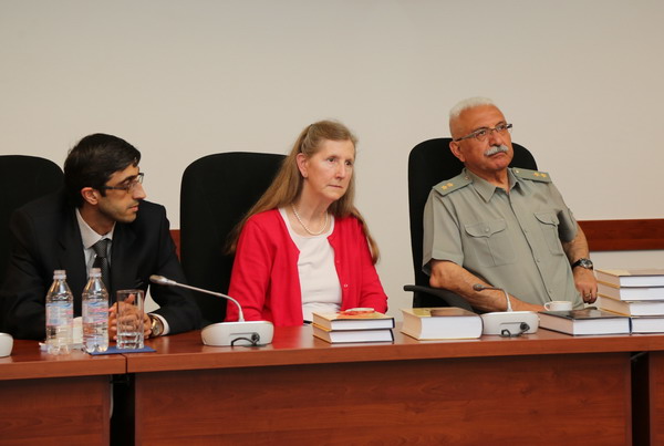 Армения-НАТО: Представители Нацуниверситета обороны США встретились с коллегами в Ереване