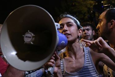 Активистка Ани Навасардян отпущена на свободу