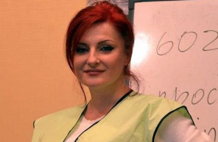 «Я бы убила тебя, но я убью твою собаку!»: Азербайджанскую журналистку обвинили в «армянстве»