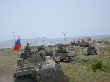 Очередное "бряцанье оружием" на российской базе в Армении