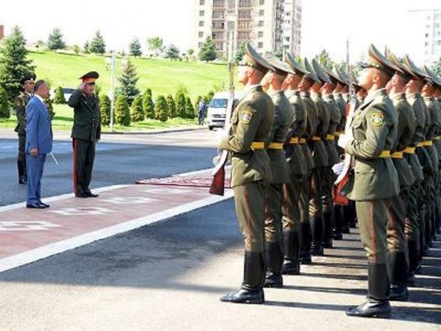 Министры обороны Армении и Беларуси обсудили вопросы сотрудничества