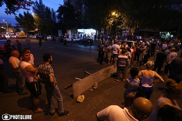 Обвинение предъявлено еще двоим лицам по уголовному делу о беспорядках в столичном районе Сари тах