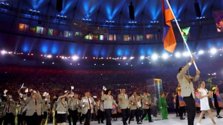 Сборная Армении прошла на параде на открытии Олимпиады в Рио (Видео)