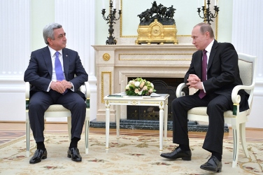 В Кремле сообщили, что будут обсуждать президенты Армении и России в Москве