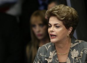 Президенту Бразилии объявили импичмент