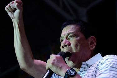 Филиппинцы убивают наркодилеров без суда и следствия, следуя призыву президента страны