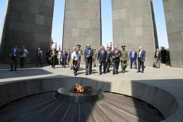 Участники заседания СМО ОДКБ воздали дань памяти жертвам Геноцида армян 1915 года