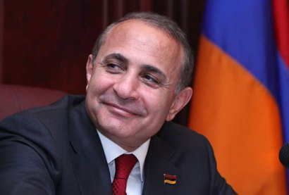 Овик Абраамян Армении прокатился на метро: «Грапарак»