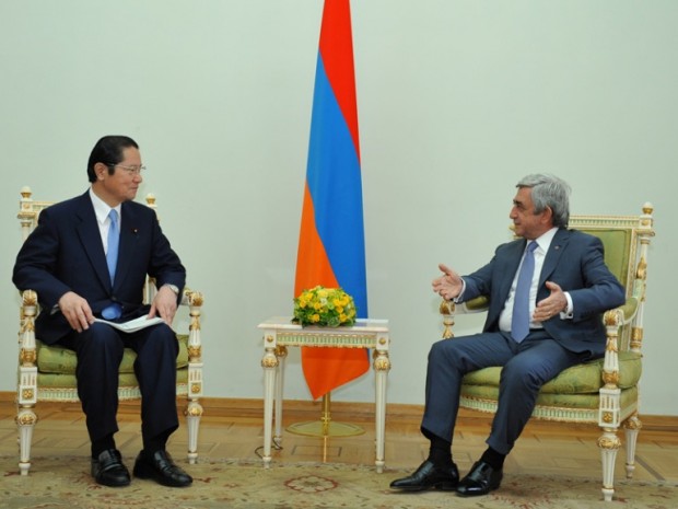 Серж Саргсян принял председателя парламентской лиги дружбы Япония-Армения