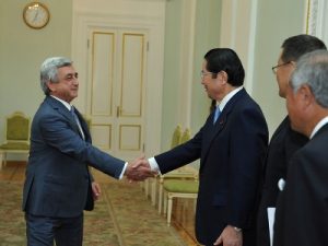 Серж Саргсян принял председателя парламентской лиги дружбы Япония-Армения