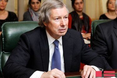 Важно сконцентрировать внимание на шагах, которые могут привести к мирному решению конфликта: Джеймс Уорлик