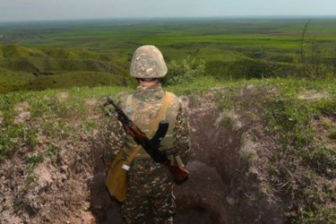 ВС Азербайджана 25 раз нарушили режим прекращения огня на линии соприкосновения с Карабахом