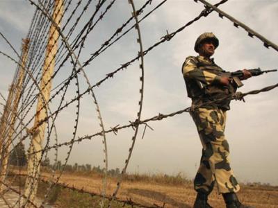 Индия эвакуировала более 10000 сельских жителей из приграничных с Пакистаном районов