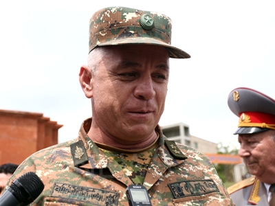 Глава Минобороны НКР: В случае необходимости мы поразим любые цели в Азербайджане