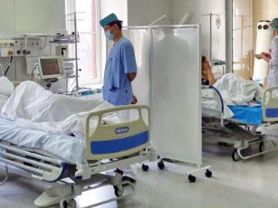 В Москве 15-летняя девушка выжила, выбросившись из окна девятого этажа