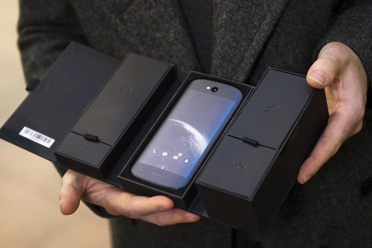 Таможенники пресекли попытку контрабанды мобильных телефонов в Армению