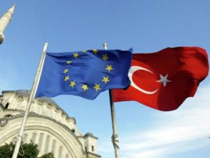 Турки продолжают шантажировать ЕС