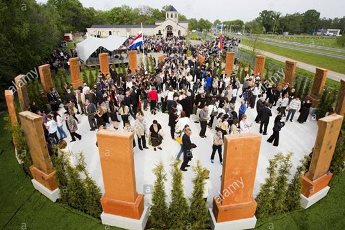 Прокуратура Голландии решила возбудить дело по факту спровоцированных против армян действий