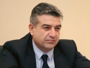 Премьер-министр Армении встретился с представителями общественных организаций