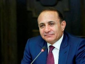 Премьер-министр Армении поздравил всех с 25-летием Нагорно-Карабахской Республики