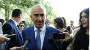 Галуст Саакян поздравил журналистов
