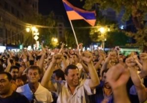На площади Свободы в Ереване завершился митинг