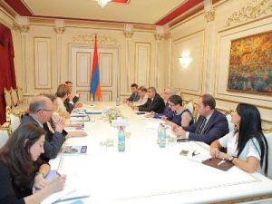 Галуст Саакян приветствовал намерение депутатов из Бельгии посетить Карабах
