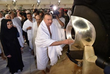 Экономика Азербайджана трещит по швам: EurasiaNet