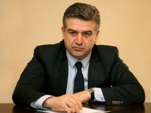 Карен Карапетян официально стала премьер-министром Армении