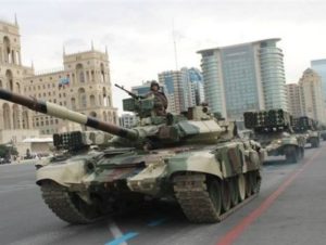 Азербайджан в пять раз сократил расходы на оборону