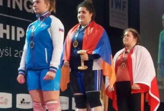Арпине Даллакян завоевала золотую медаль на юношеском Чемпионате Европы по тяжелой атлетике