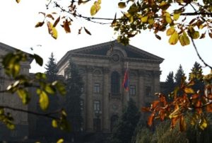 Парламент Армении принял в 1-ом чтении законопроект о беспошлинном импорте грузов стоимостью до 200 евро