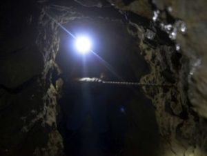 В Китае на шахте прогремел взрыв, под землей заблокированы люди