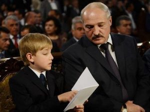 Выяснились причины исчезновения Коли Лукашенко