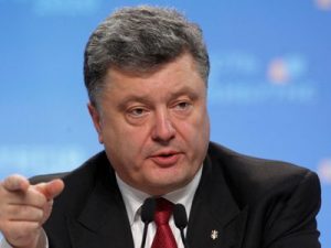 Порошенко назвал условия повышения благополучия украинцев