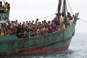 15 беженцев погибли в Средиземном море, пытаясь добраться до Европы